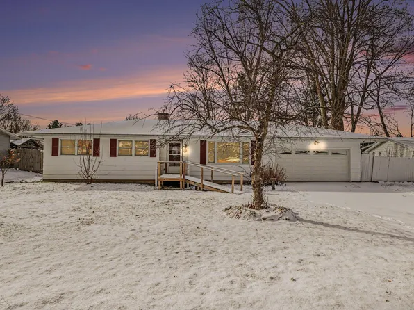 816 Forest St, Marshall, MI 49068