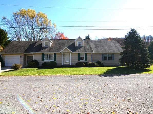 182 Brownlow Ave, Grafton, WV 26354