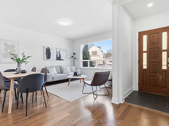 3rd image of 22 Chappel Hill Rd