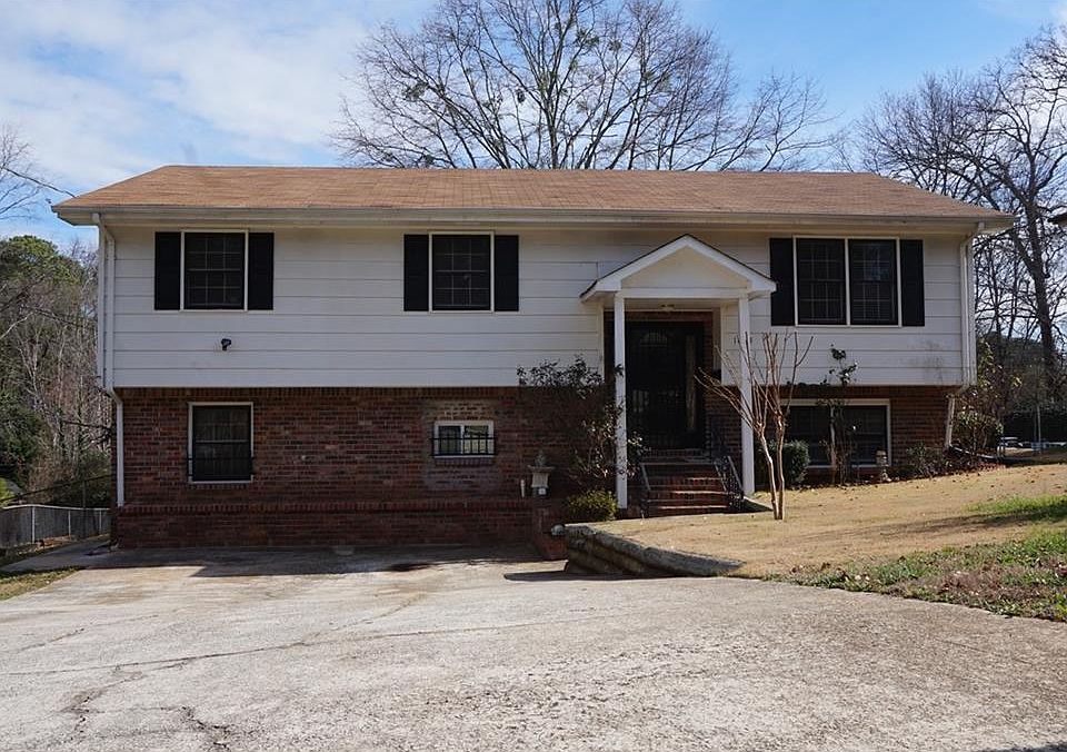 1st image of 1654 Oak Forest Dr SE