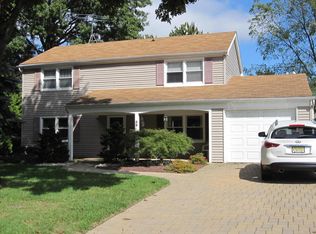 39 Ivy Way, Aberdeen, NJ 07747