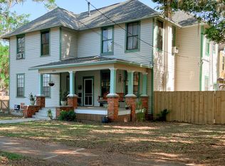 835 NE 3rd Ave #1, Gainesville, FL 32601