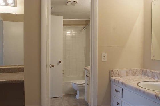 5th image of 1716 Vestawood Ct #1709A