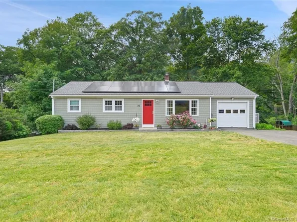 20 Crestdale Drive, Danbury, CT 06811