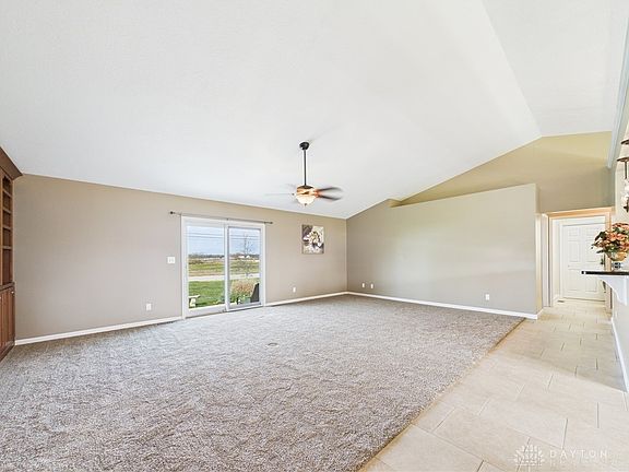 3rd image of 105 Greenhaven Dr