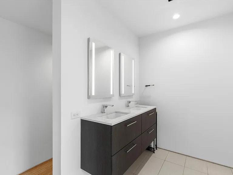 4322 Deere St — Photo 11