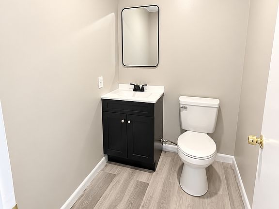 5th image of 8-30 Summer St #1