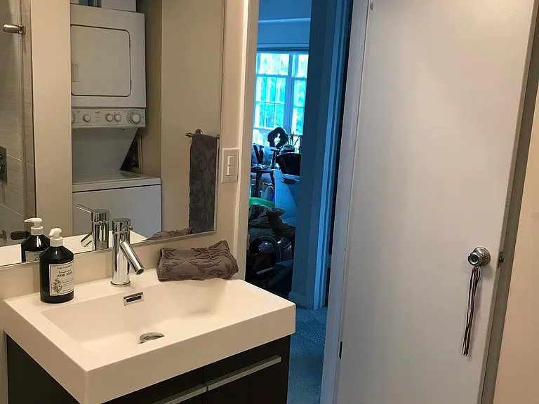 2839 Yarling Ct — Photo 9