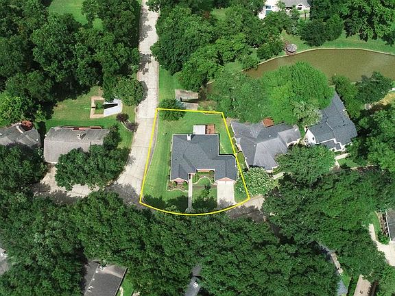 3rd image of 4802 Lake Village Dr