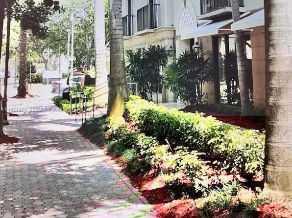 1900 Van Buren St APT 120B, Hollywood, FL 33020