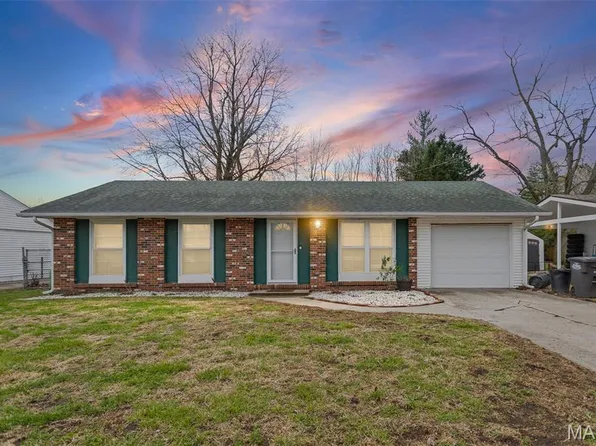 113 George St, Brighton, IL 62012