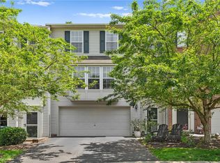 675 Village Green Blvd E, Mars, PA 16046