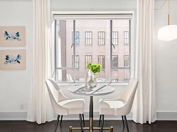 3rd image of 15 W 12th St APT 10G