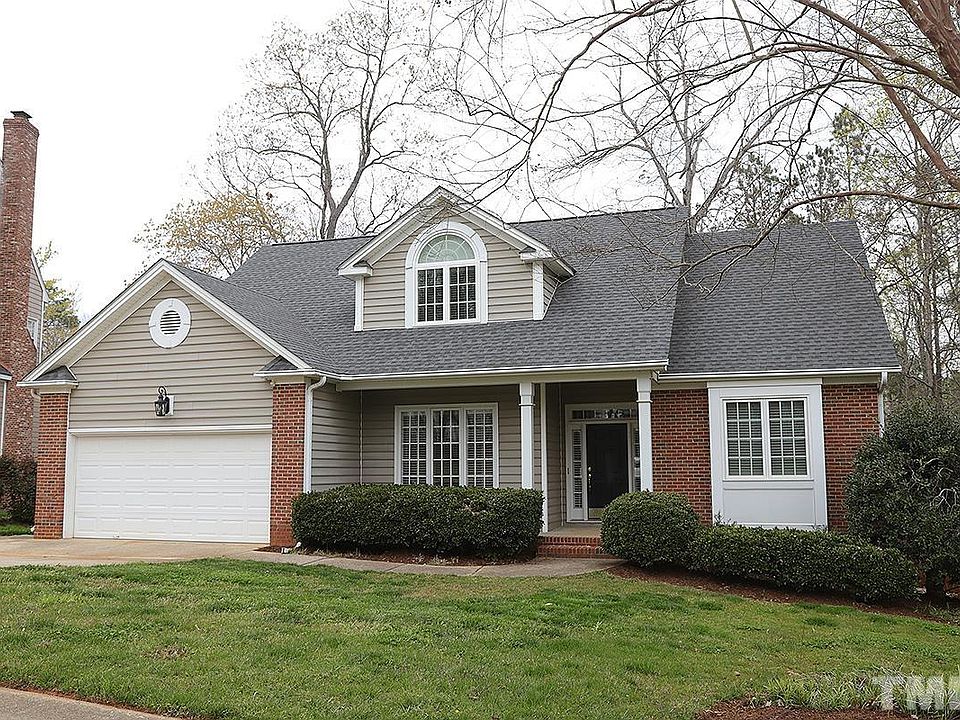 208 Highlands Lake Dr, Cary, NC 27518 Zillow