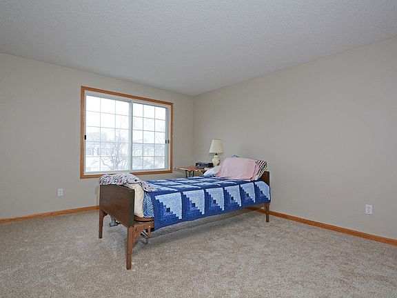 5th image of 2009 Southcross Dr #903