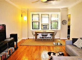 3424 82nd St APT 1G, Flushing, NY 11372