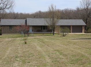 181 Lone Tree Ln, Flippin, AR 72634