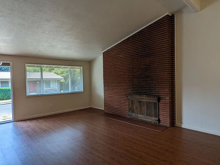 West Slope Apartments — Photo 90