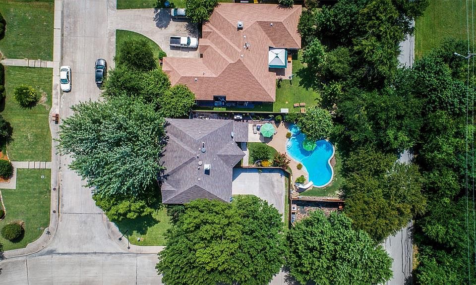 1st image of 549 Hidden Oak Ln