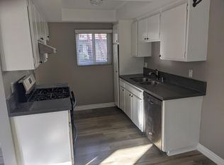 21727 Lassen St #2, Chatsworth, CA 91311