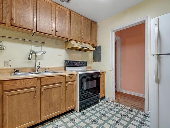 4th image of 209 N Dellview Dr