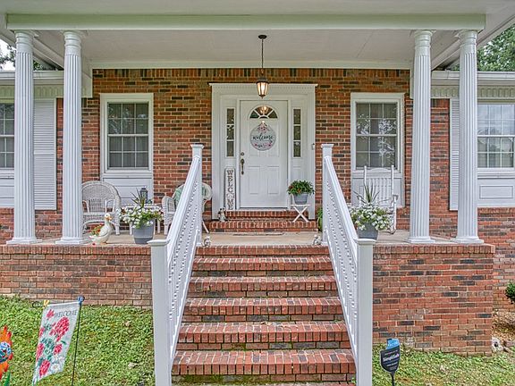 5th image of 1107 Tanglewood Dr