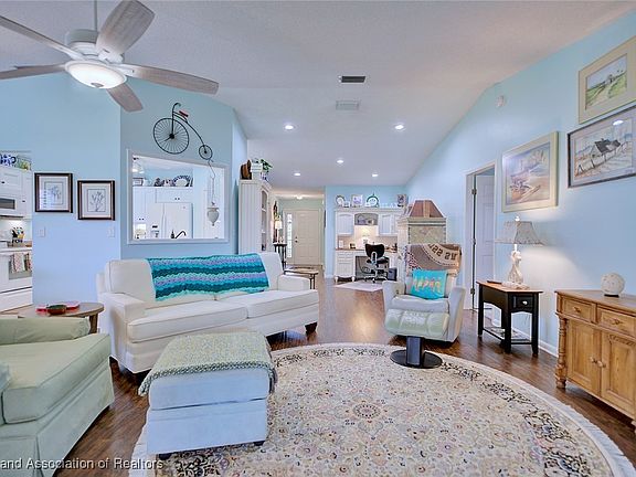 4th image of 2821 Palo Verde Dr