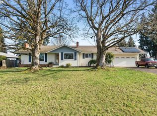 894 Meadowlawn Dr SE, Salem, OR 97317