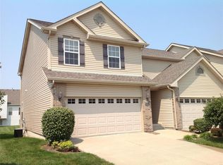 6815 Hampshire Ct, Maryville, IL 62062