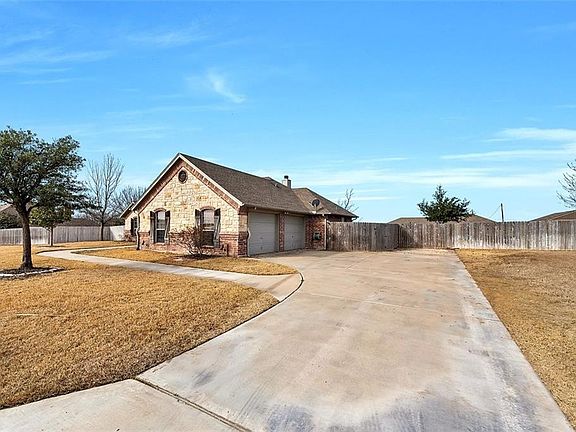 2nd image of 110 Deer Creek Dr