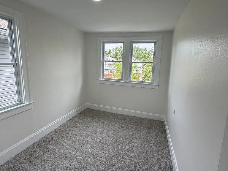 726 Frebis Ave — Photo 9