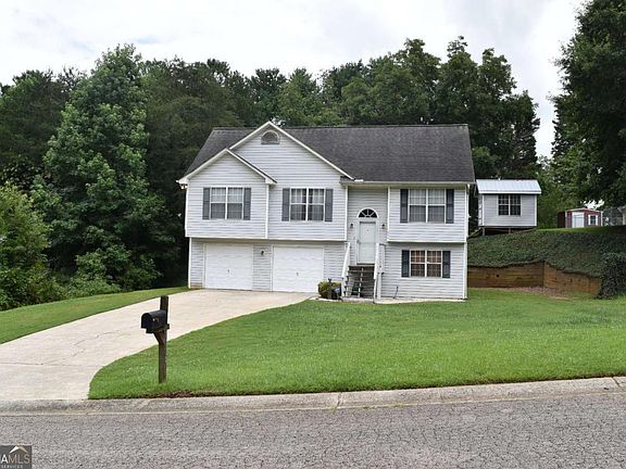 3rd image of 1004 Bridle Creek Dr