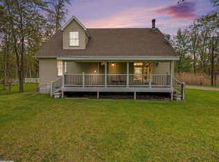 221 Frasier Blvd, Harsens Island, MI 48028