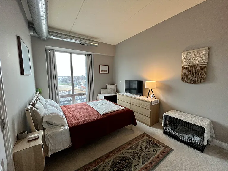 4814 N Clark St #504 — Photo 5