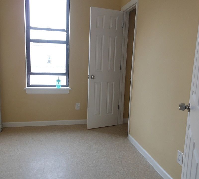 1st image of 1222 Rogers Ave APT 3