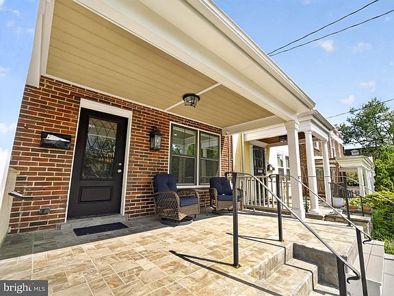 3rd image of 4107 4th St NW
