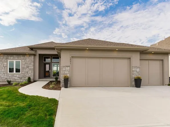 9841 NE 104th Ter, Kansas City, MO 64157