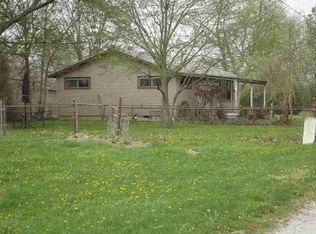 950 Romine Rd, Anderson, IN 46011