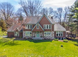 20 Old Cedar Dr, Sparta, NJ 07871