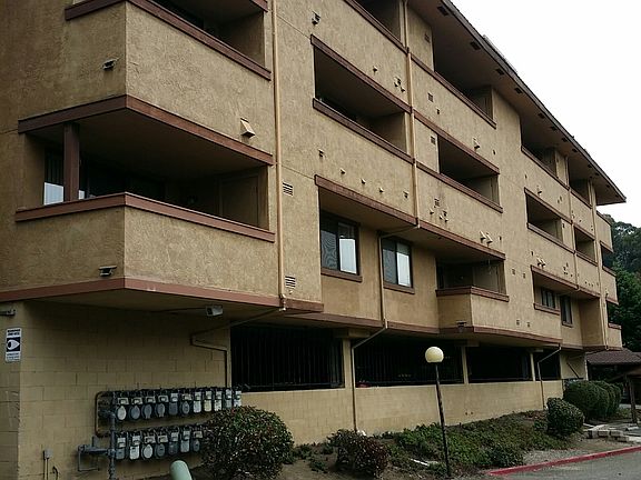 2nd image of 26937 Hayward Blvd APT 109