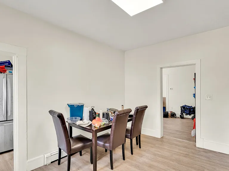 20 Ashford St #1A — Photo 3