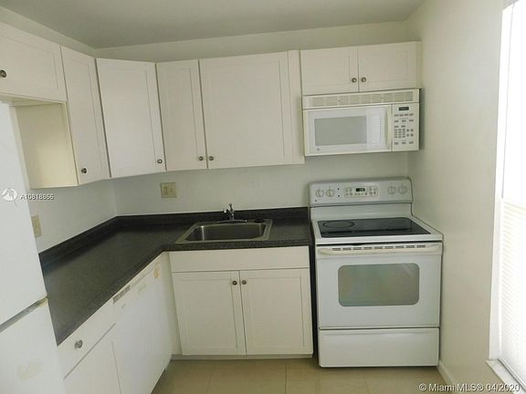 3rd image of 6021 NW 61st Ave APT 207