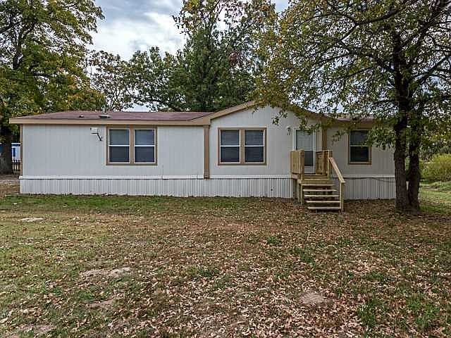 1st image of 17 Whispering Oaks Dr