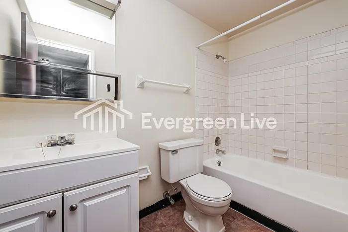 7592 Mount Hood Dr — Photo 13