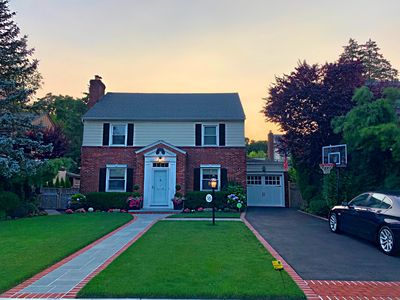 16 Willetts Ct, Rockville Centre, NY, 11570