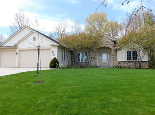 W142N10075 Sunburst Trl, Germantown, WI 53022