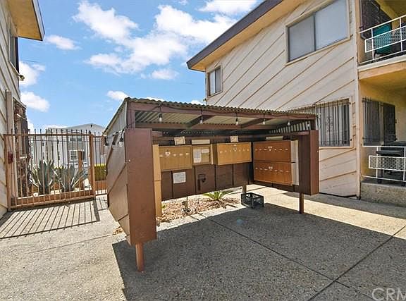 3rd image of 420 N Market St Unit 38