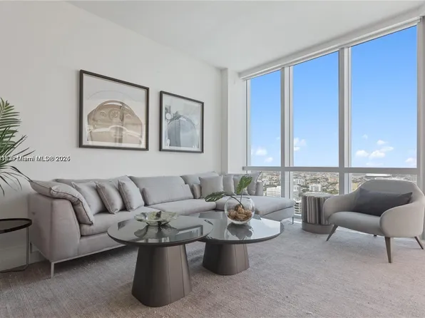 851 NE 1st Ave #2906, Miami, FL 33132