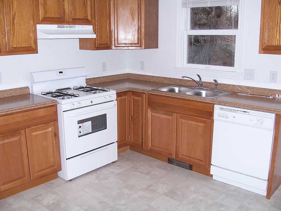 2nd image of 24 West Ave APT 16