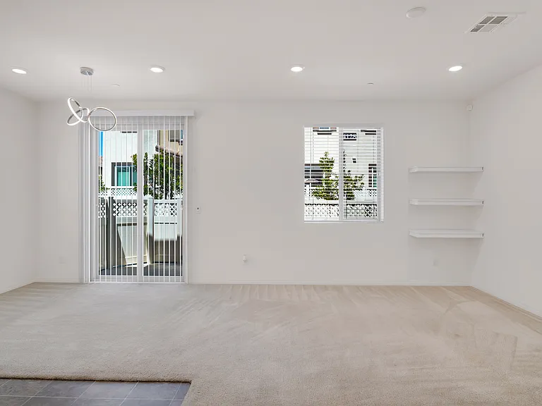 24134 Tuscany Ave — Photo 36